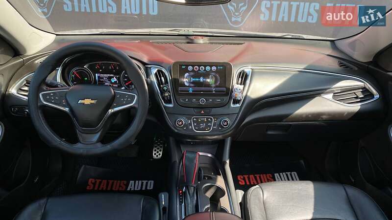 Седан Chevrolet Malibu 2016 в Виннице