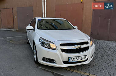 Седан Chevrolet Malibu 2013 в Миколаєві