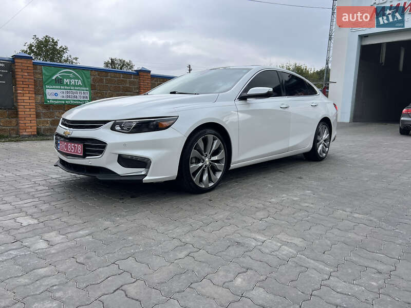 Седан Chevrolet Malibu 2017 в Луцке