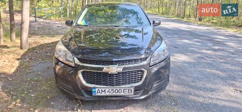 Седан Chevrolet Malibu 2015 в Романове