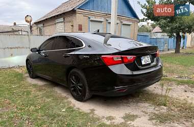 Седан Chevrolet Malibu 2018 в Павлограде