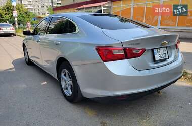 Седан Chevrolet Malibu 2018 в Запорожье