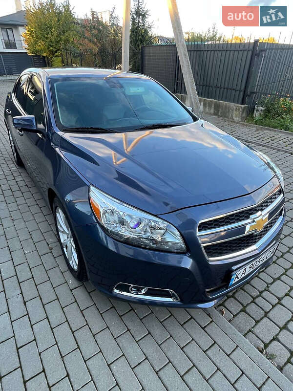 Седан Chevrolet Malibu 2013 в Львові