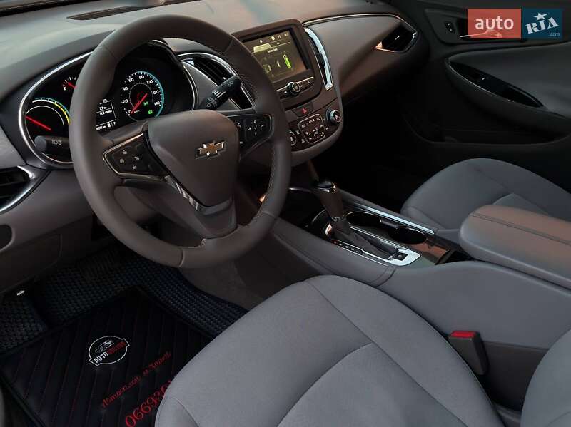 Седан Chevrolet Malibu 2016 в Харкові
