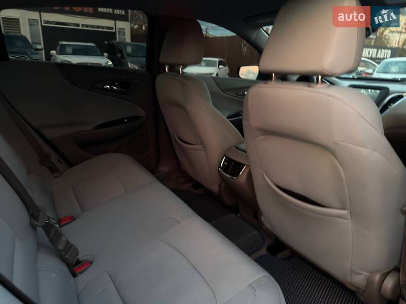 Седан Chevrolet Malibu 2016 в Харкові