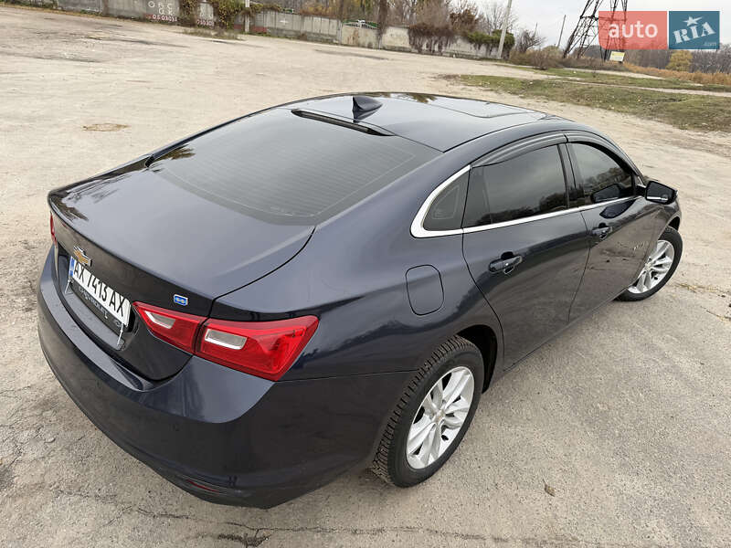 Седан Chevrolet Malibu 2016 в Харькове