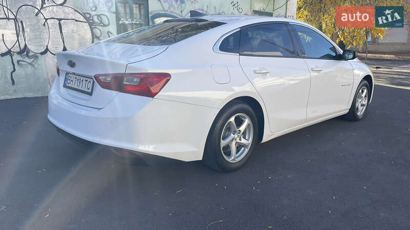 Седан Chevrolet Malibu 2016 в Одесі