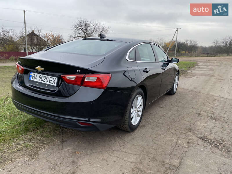 Седан Chevrolet Malibu 2016 в Кропивницком
