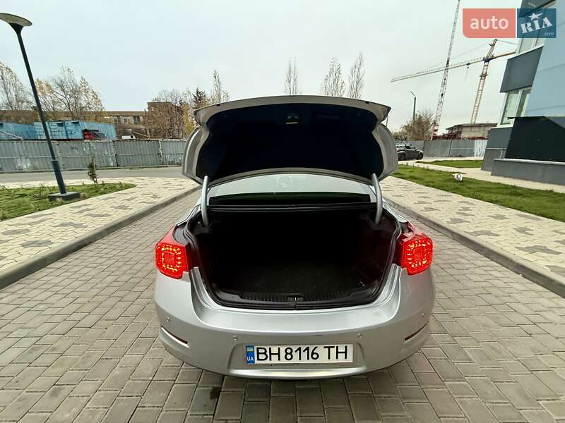 Седан Chevrolet Malibu 2013 в Одесі фото 69 Седан Chevrolet Malibu 2013 в Одесі