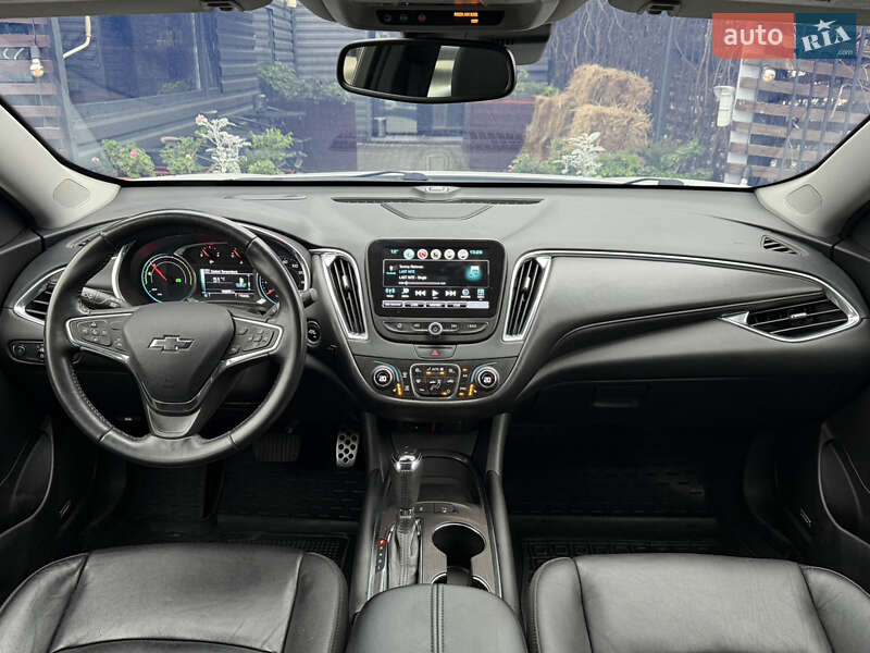 Седан Chevrolet Malibu 2016 в Києві