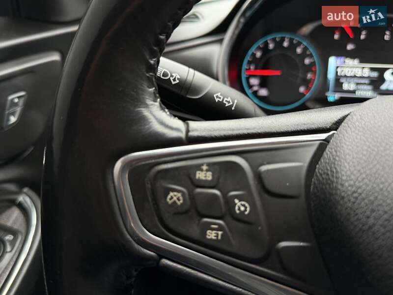 Седан Chevrolet Malibu 2016 в Киеве