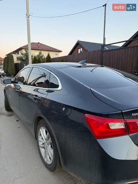 Седан Chevrolet Malibu 2016 в Киеве