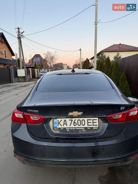 Седан Chevrolet Malibu 2016 в Киеве