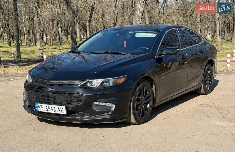 Седан Chevrolet Malibu 2018 в Павлограде