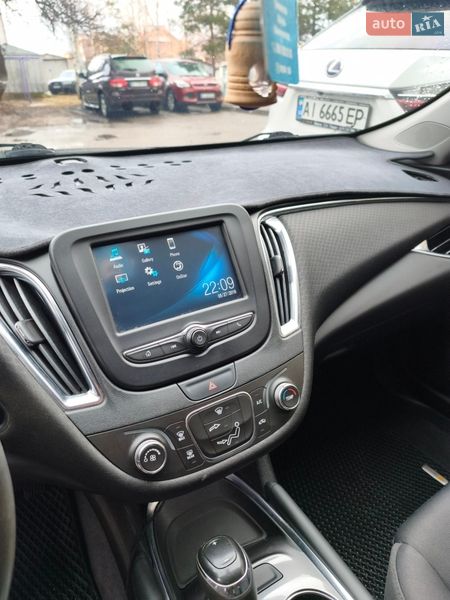 Седан Chevrolet Malibu 2018 в Кременчуці