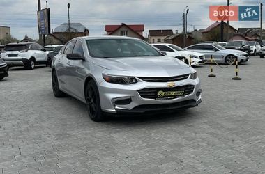 Седан Chevrolet Malibu 2016 в Ивано-Франковске