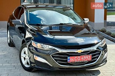 Седан Chevrolet Malibu 2023 в Тернополі