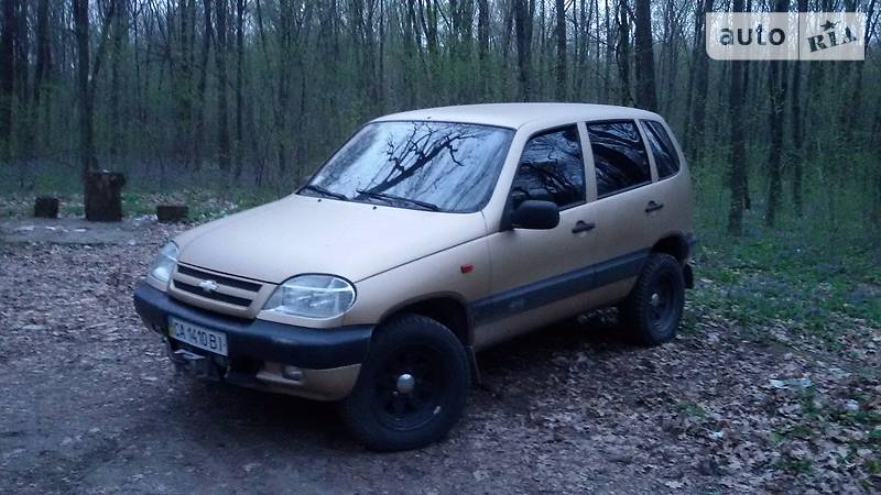 Внедорожник / Кроссовер Chevrolet Niva 2006 в Киеве