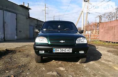Внедорожник / Кроссовер Chevrolet Niva 2004 в Подольске
