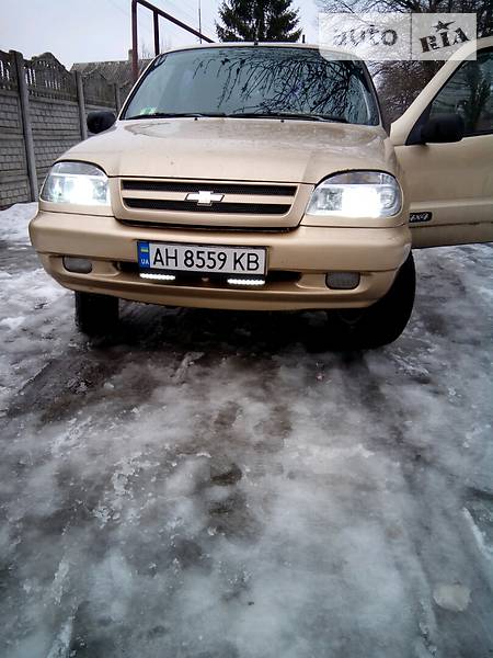 Внедорожник / Кроссовер Chevrolet Niva 2005 в Бахмуте