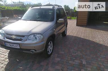 Chevrolet Niva 2011
