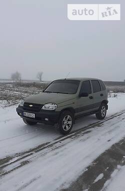 Позашляховик / Кросовер Chevrolet Niva 2008 в Врадіївці