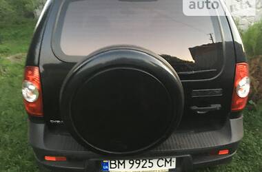 Внедорожник / Кроссовер Chevrolet Niva 2010 в Сумах