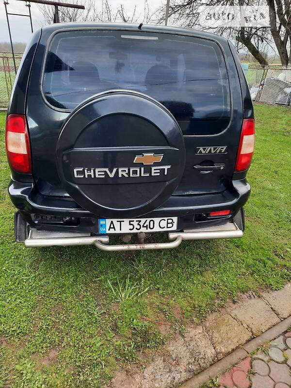 Внедорожник / Кроссовер Chevrolet Niva 2006 в Калуше