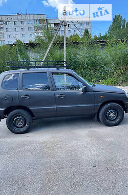 Внедорожник / Кроссовер Chevrolet Niva 2006 в Запорожье