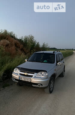 Chevrolet Niva 2012