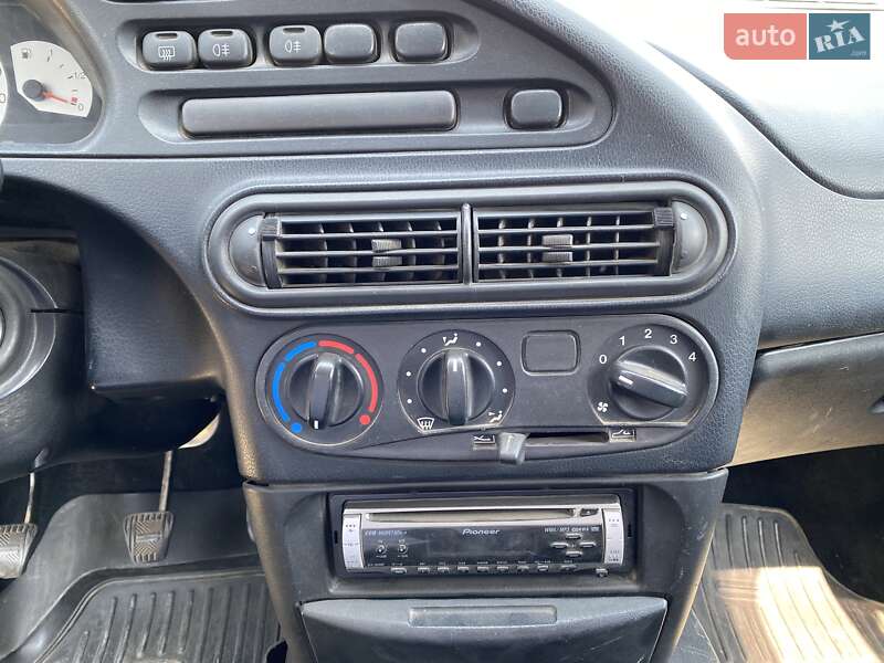 Внедорожник / Кроссовер Chevrolet Niva 2006 в Одессе