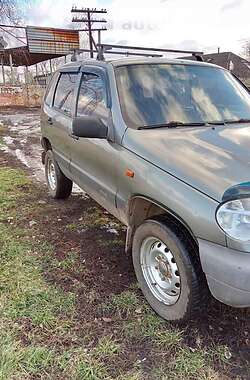 Внедорожник / Кроссовер Chevrolet Niva 2006 в Прилуках