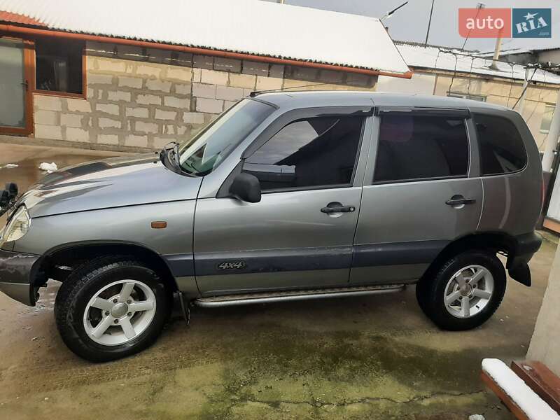 Универсал Chevrolet Niva 2008 в Виноградове