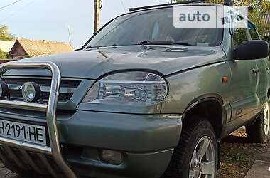 Внедорожник / Кроссовер Chevrolet Niva 2005 в Килии