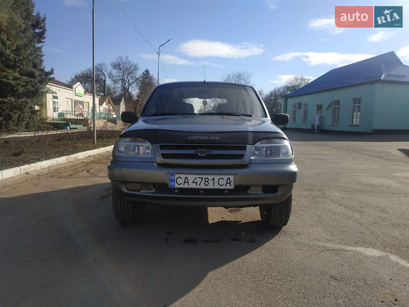Chevrolet Niva 2008