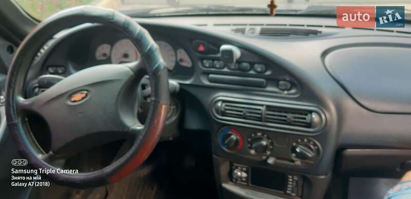 Позашляховик / Кросовер Chevrolet Niva 2006 в Заставній