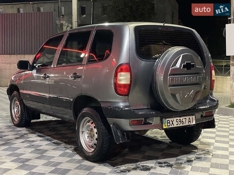 Позашляховик / Кросовер Chevrolet Niva 2006 в Хмельницькому