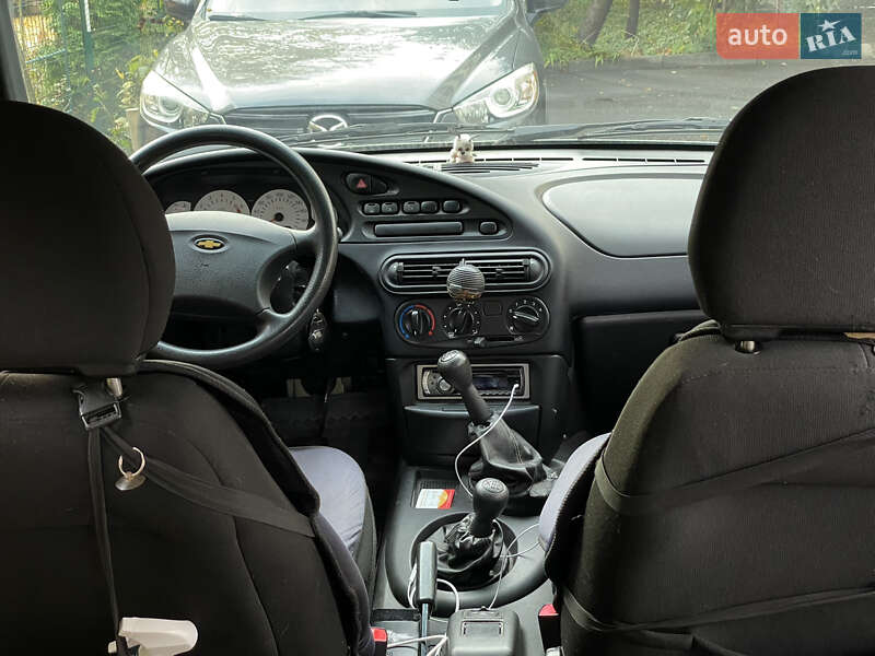 Позашляховик / Кросовер Chevrolet Niva 2006 в Хмельницькому