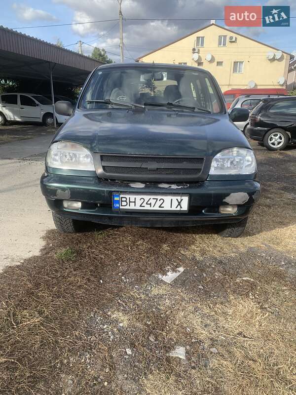 Позашляховик / Кросовер Chevrolet Niva 2003 в Одесі