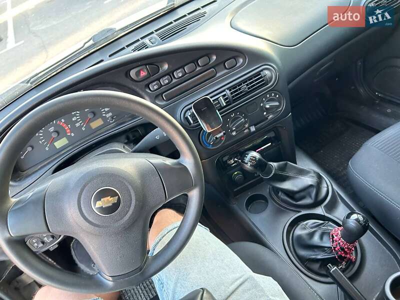 Позашляховик / Кросовер Chevrolet Niva 2013 в Львові