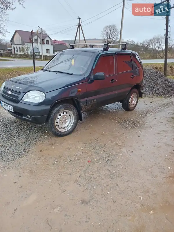 Chevrolet Niva 2008