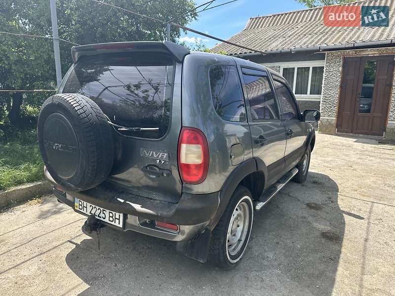 Внедорожник / Кроссовер Chevrolet Niva 2007 в Белгороде-Днестровском