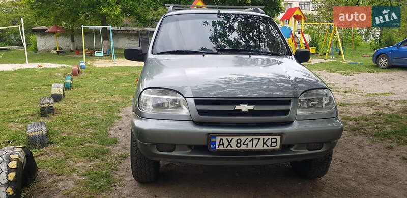 Позашляховик / Кросовер Chevrolet Niva 2007 в Дергачах