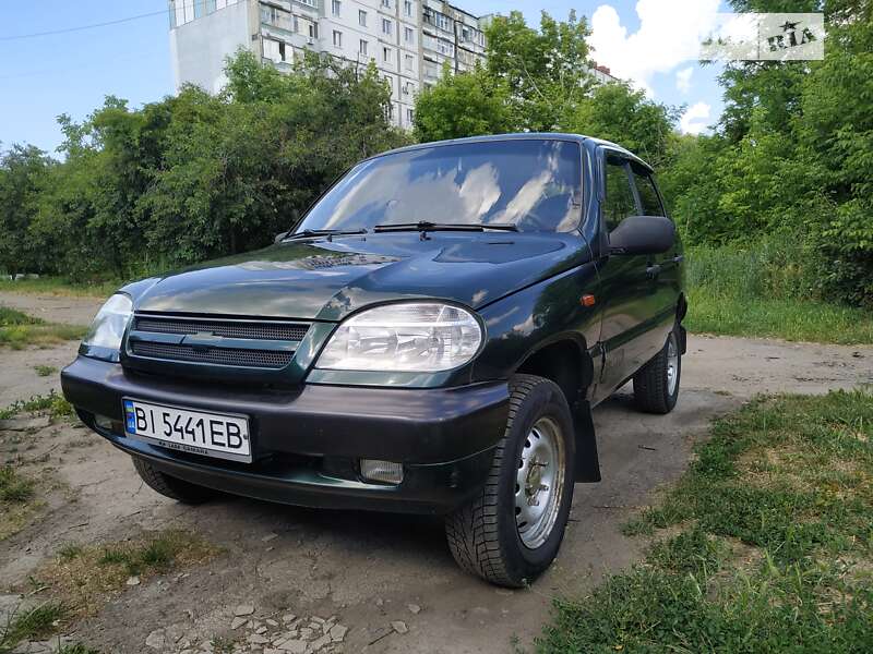 Внедорожник / Кроссовер Chevrolet Niva 2004 в Миргороде