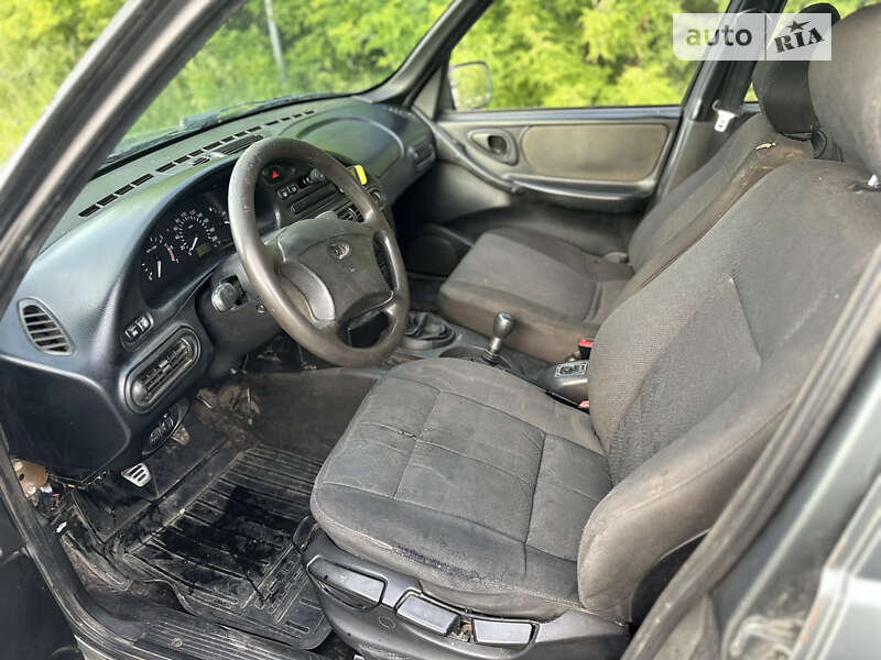 Внедорожник / Кроссовер Chevrolet Niva 2008 в Тернополе фото 22 Внедорожник / Кроссовер Chevrolet Niva 2008 в Тернополе
