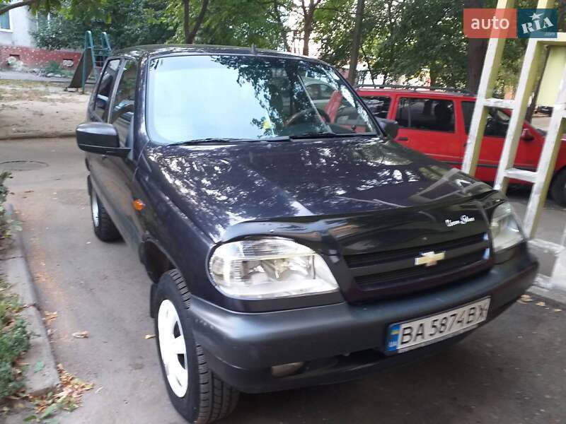 Chevrolet Niva 2005