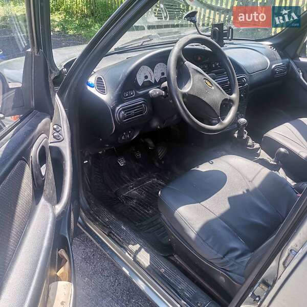 Позашляховик / Кросовер Chevrolet Niva 2007 в Баранівці