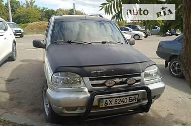 Внедорожник / Кроссовер Chevrolet Niva 2006 в Краснограде