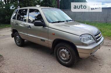 Внедорожник / Кроссовер Chevrolet Niva 2008 в Прилуках