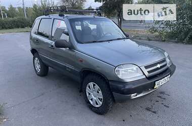 Позашляховик / Кросовер Chevrolet Niva 2005 в Дніпрі